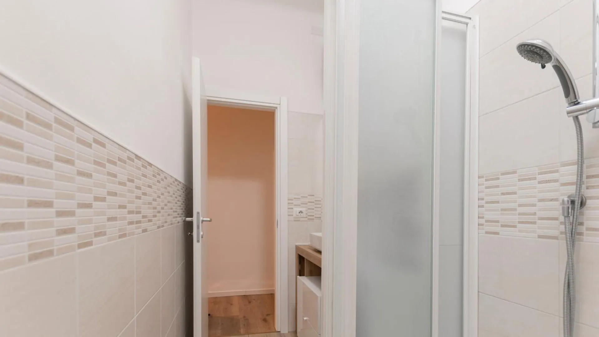 I Host Apartment - Campiglio 13 Milan 0*,