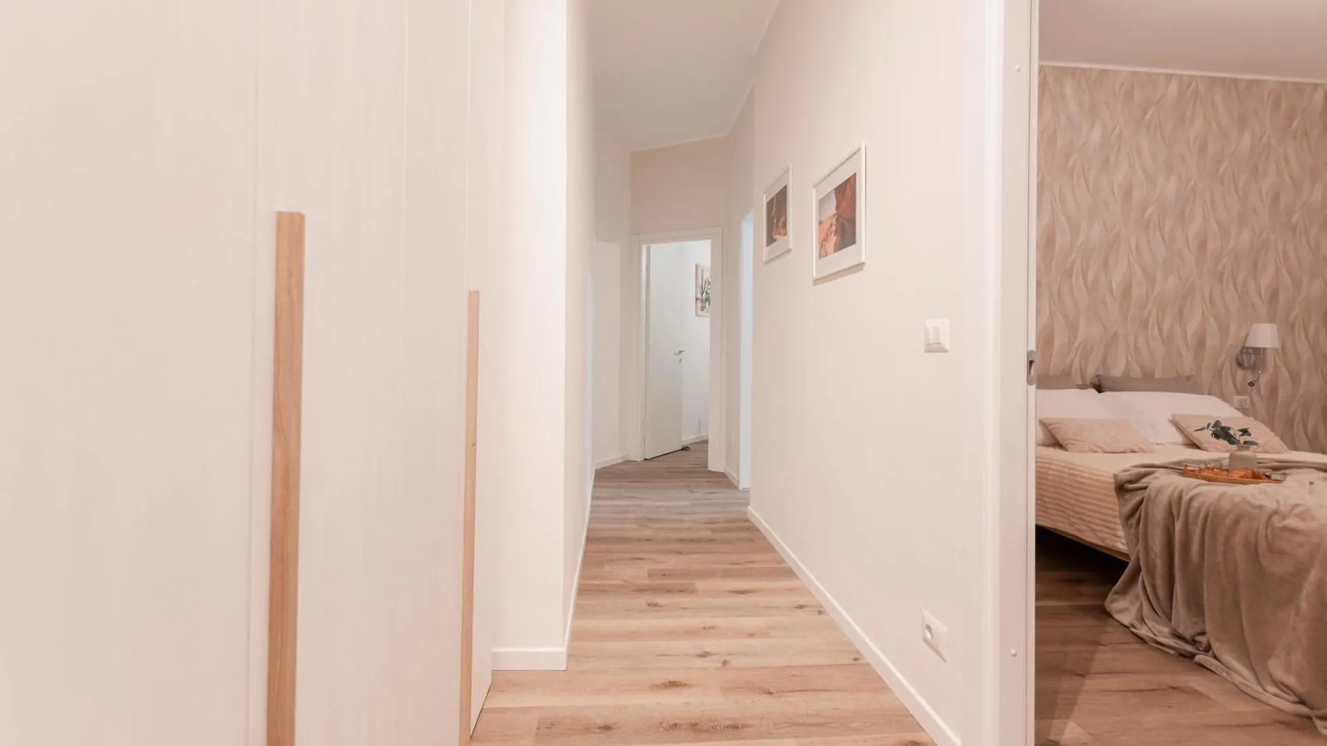 I Host Apartment - Campiglio 13 Milan 0*,  Italy