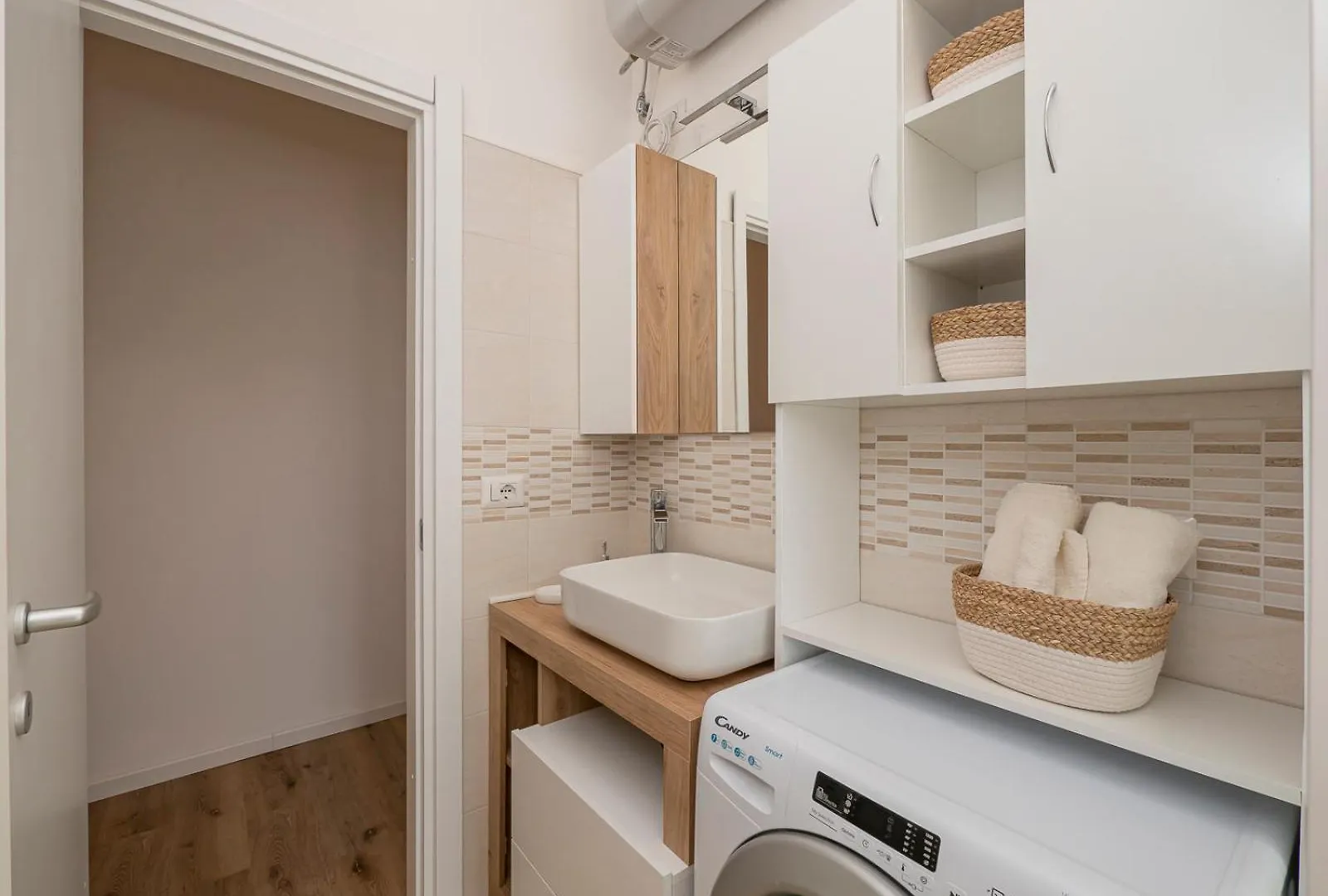 I Host Apartment - Campiglio 13 Milan 0*,  Italy